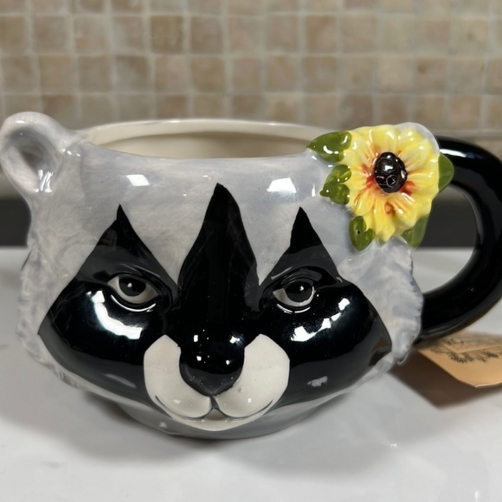 Robert Stanley‎ Fall Woodland Raccoon Mug